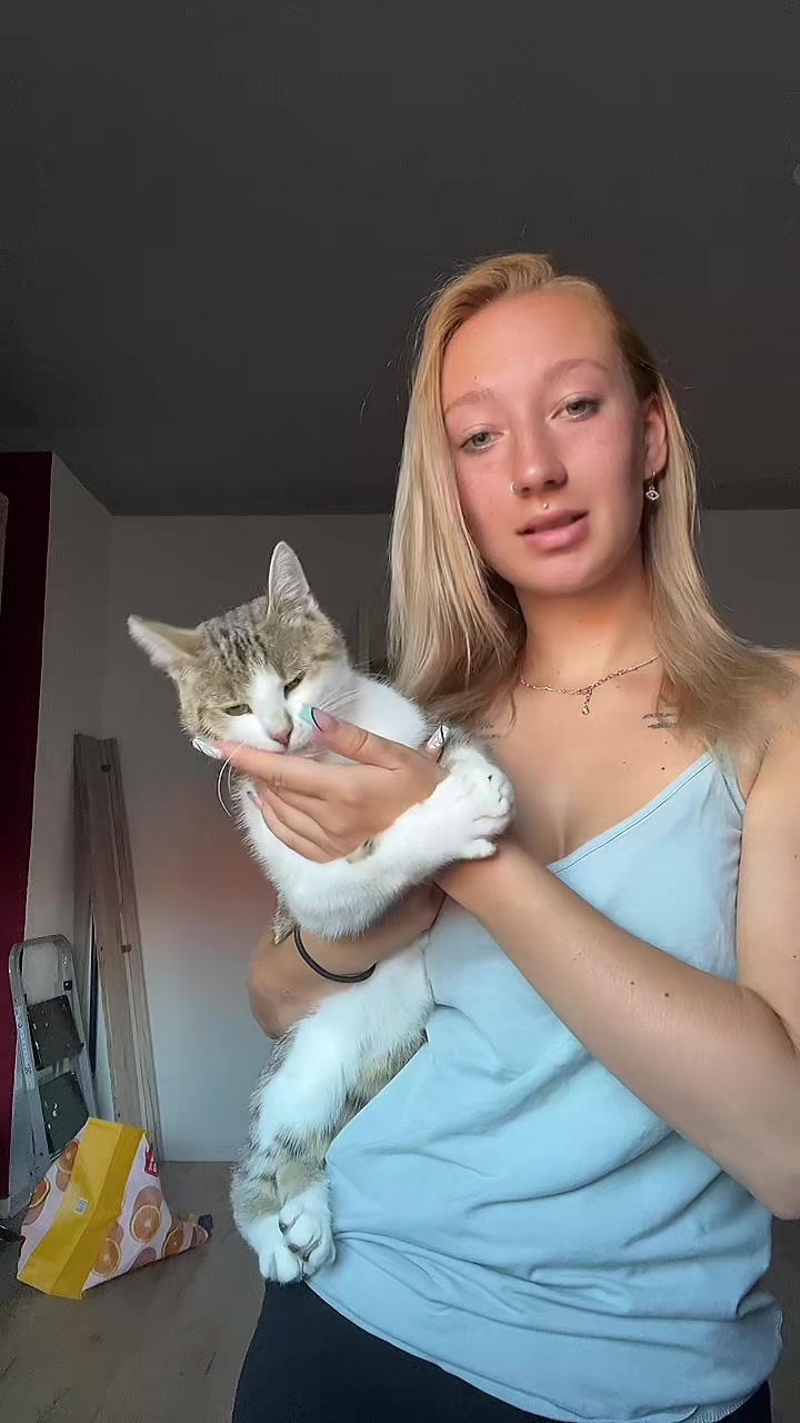 @Leabindig