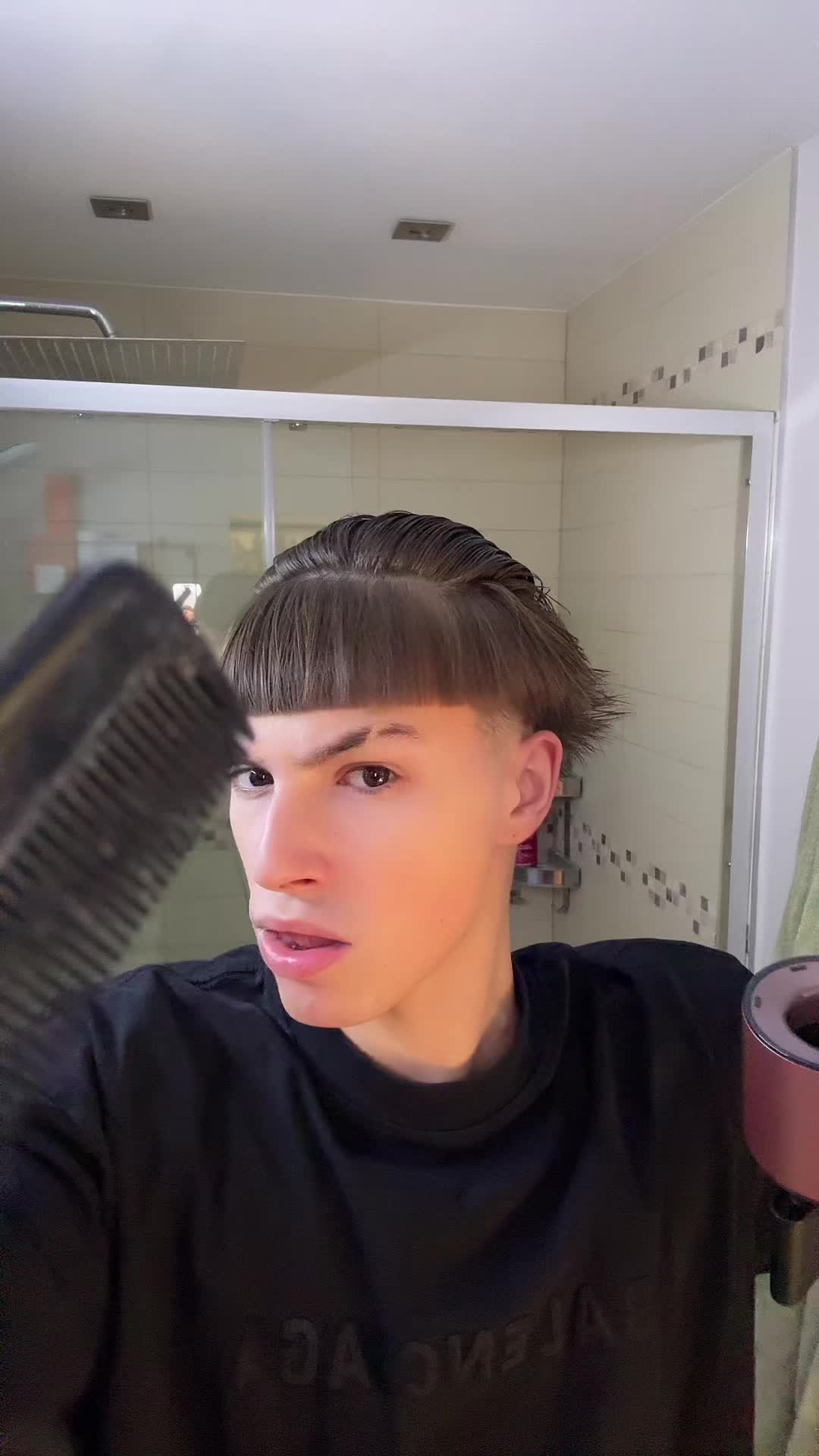 @Eloan_vnr 💇