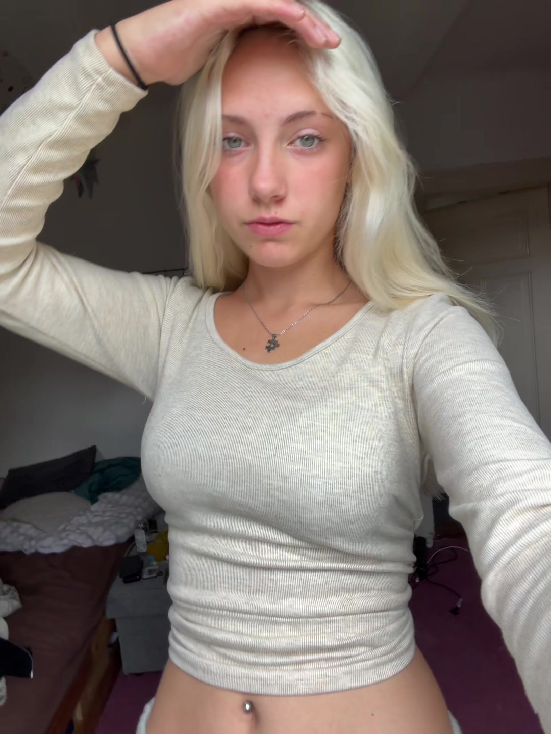 @ꨄ