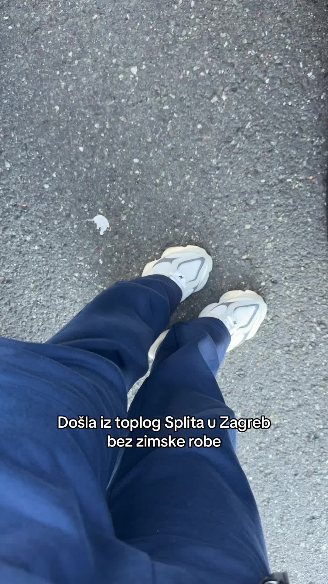@Dora