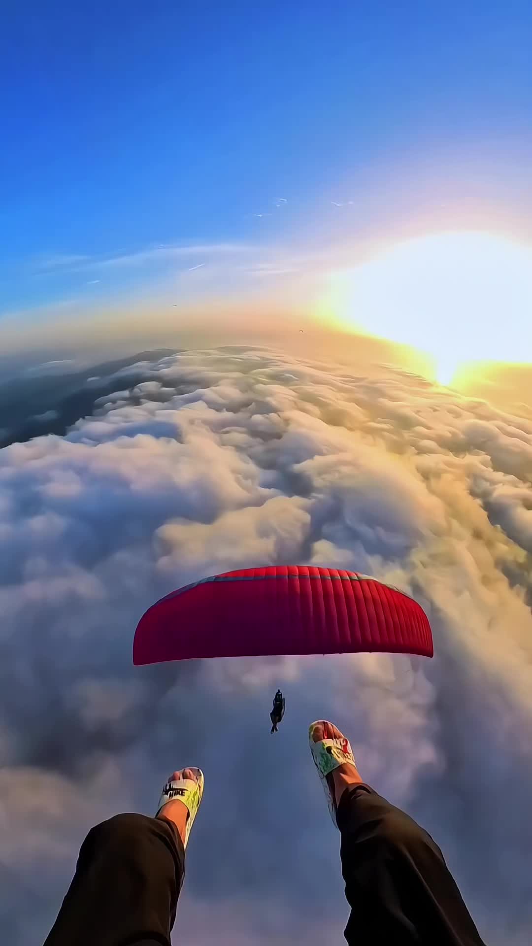@Sky Vibes