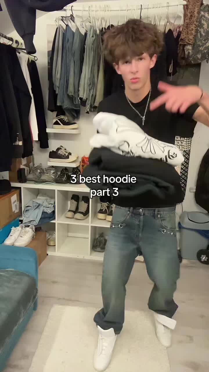 @LesterCloset