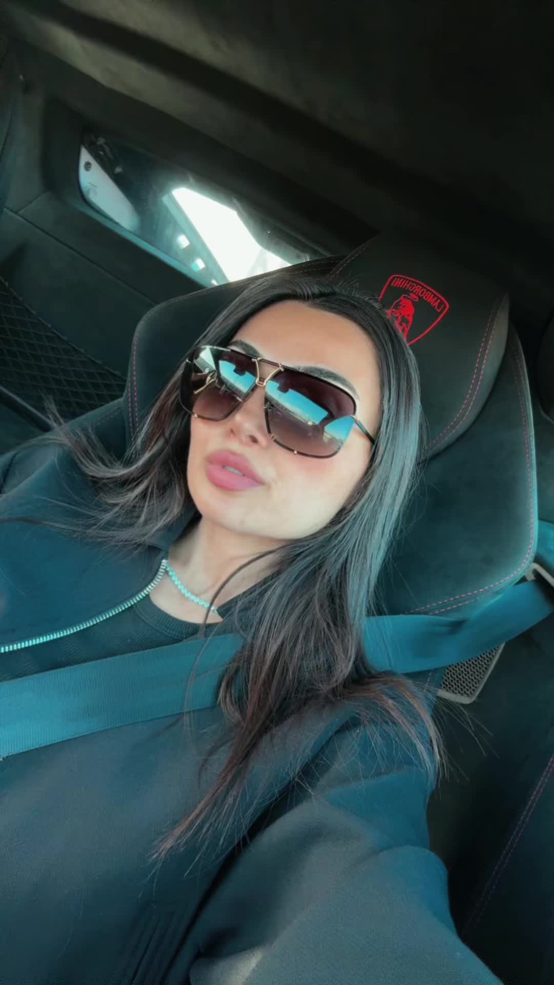 @Nikkiiiilovve