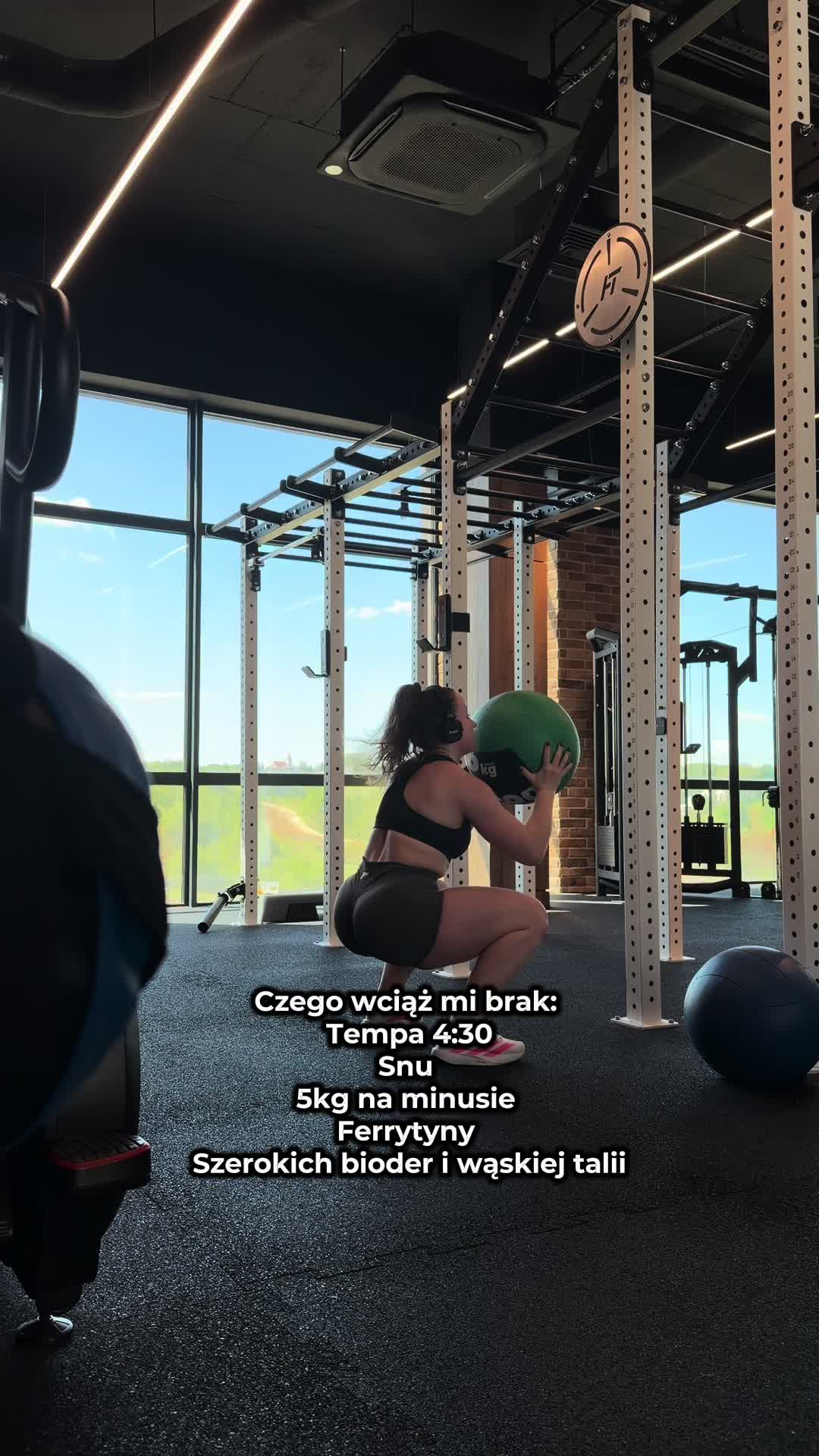 @fic_trenuje