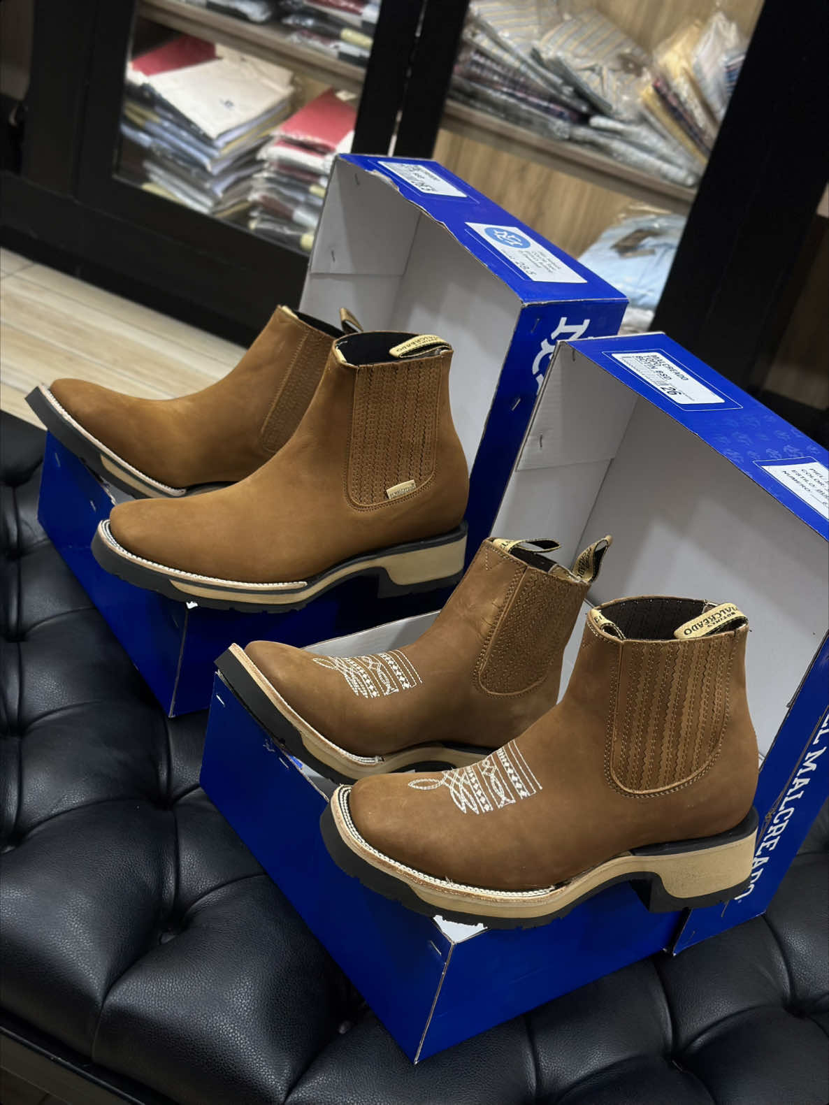@Lara boots