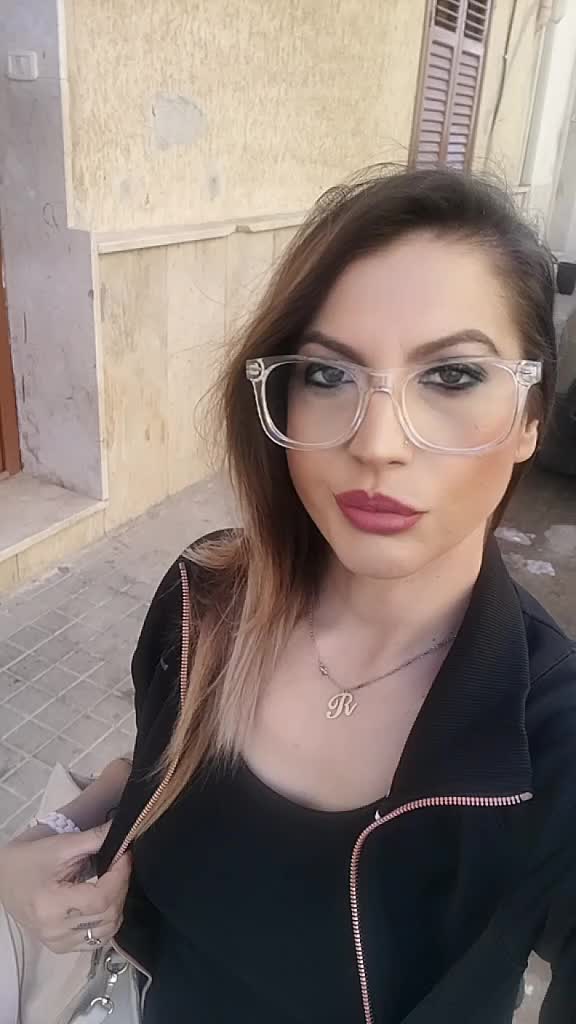 @Cristina the queen🥰