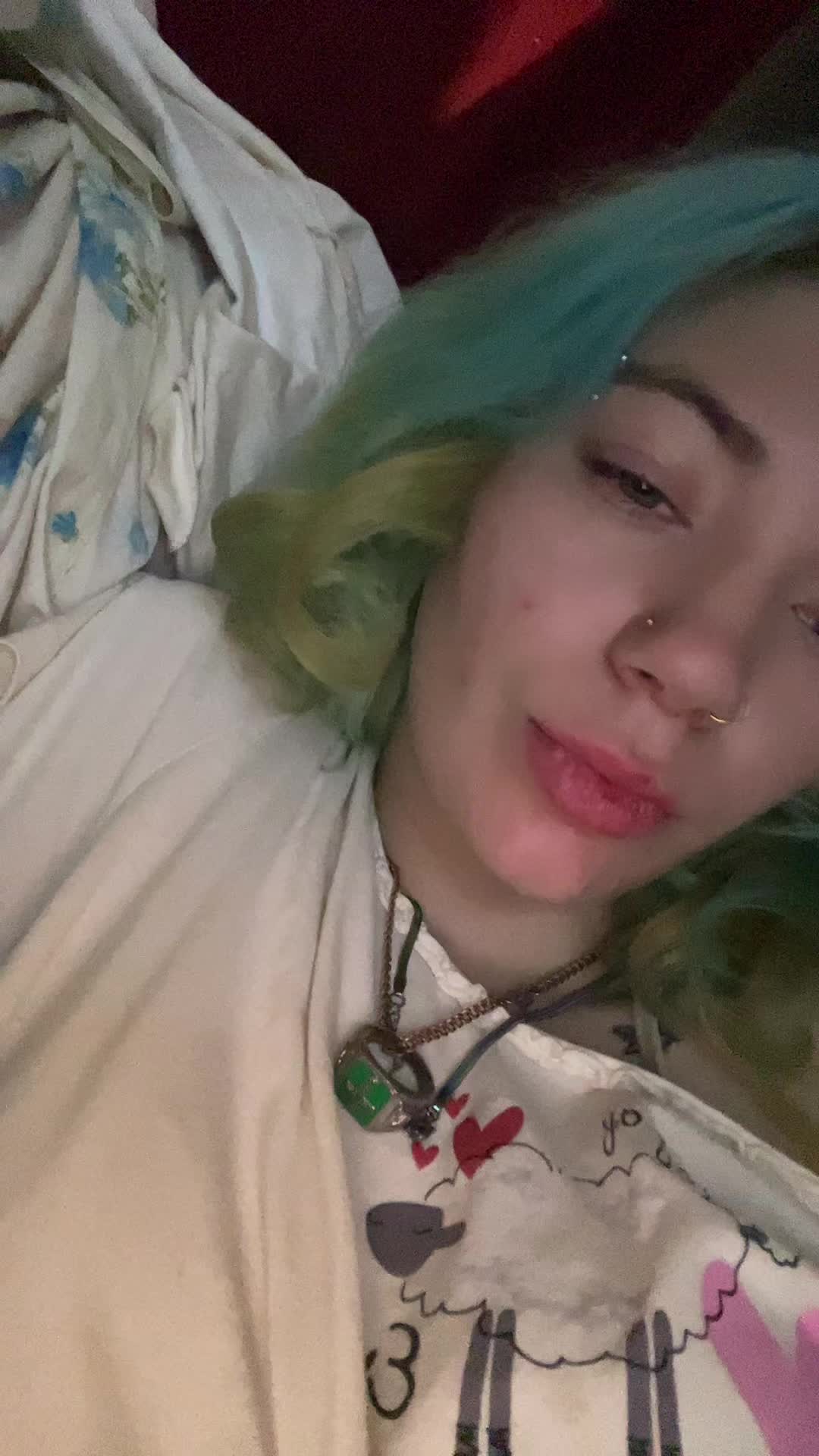 @Lilliy Henson