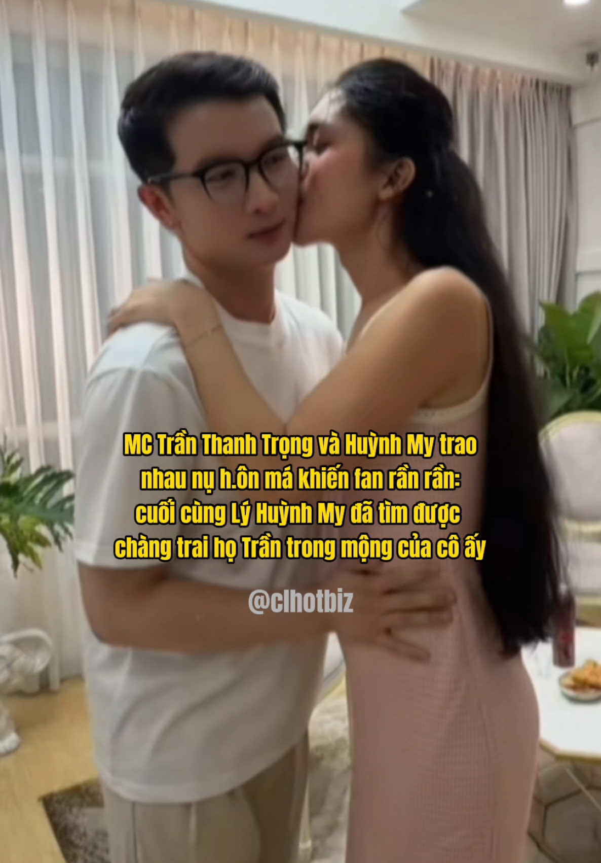@CL HOT-BIZ 🔥 HÓNG HOT SHOWBIZ