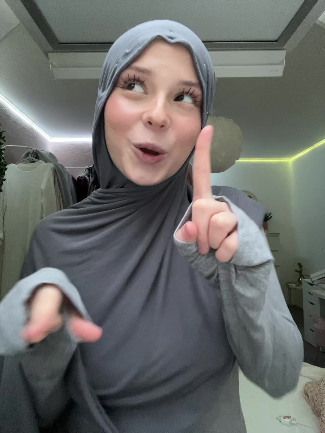@seyjabi