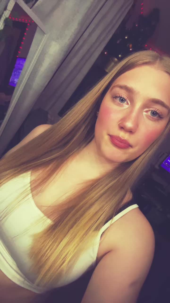 @Hailee💕