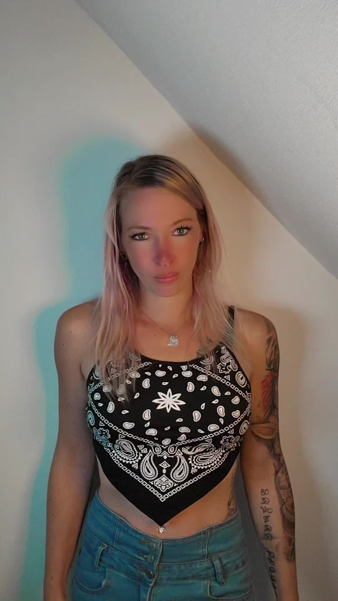 @GhettoBarbie