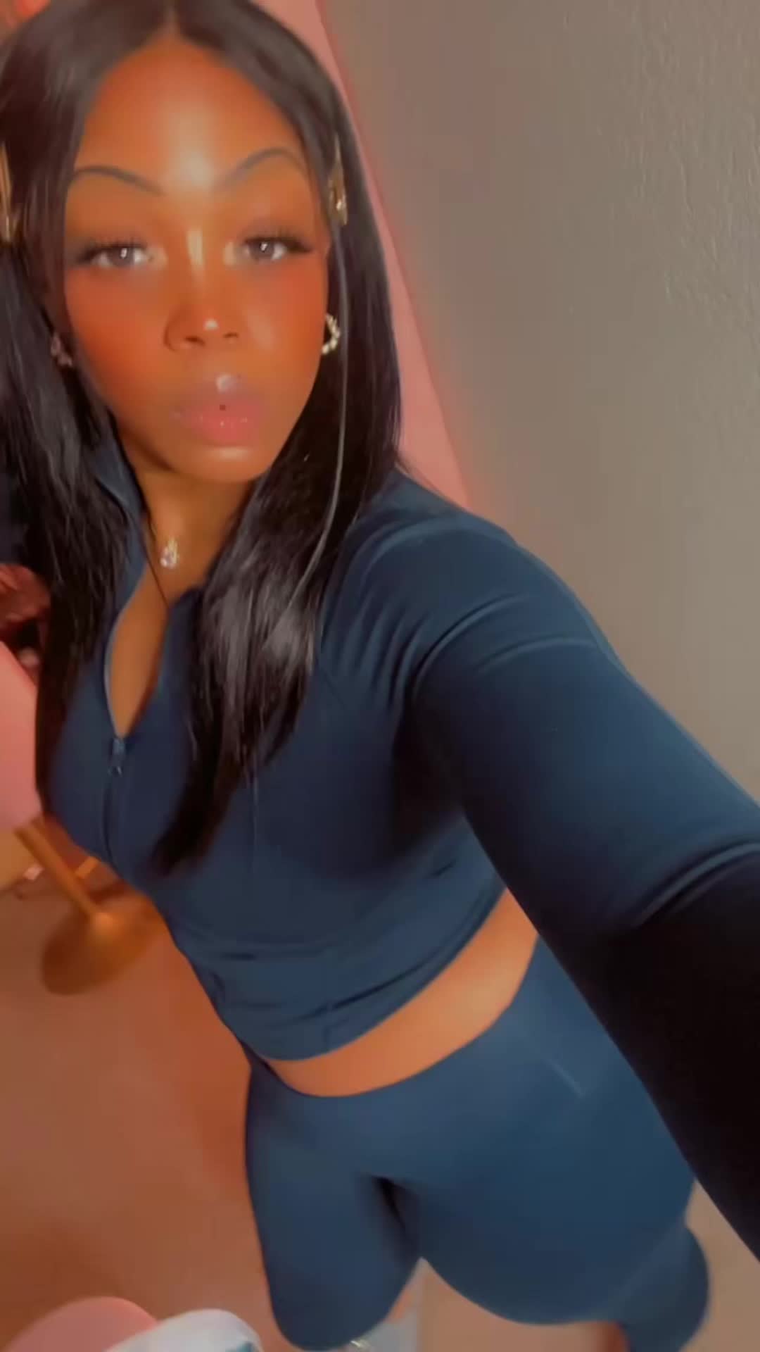 @Kimmy Kakes