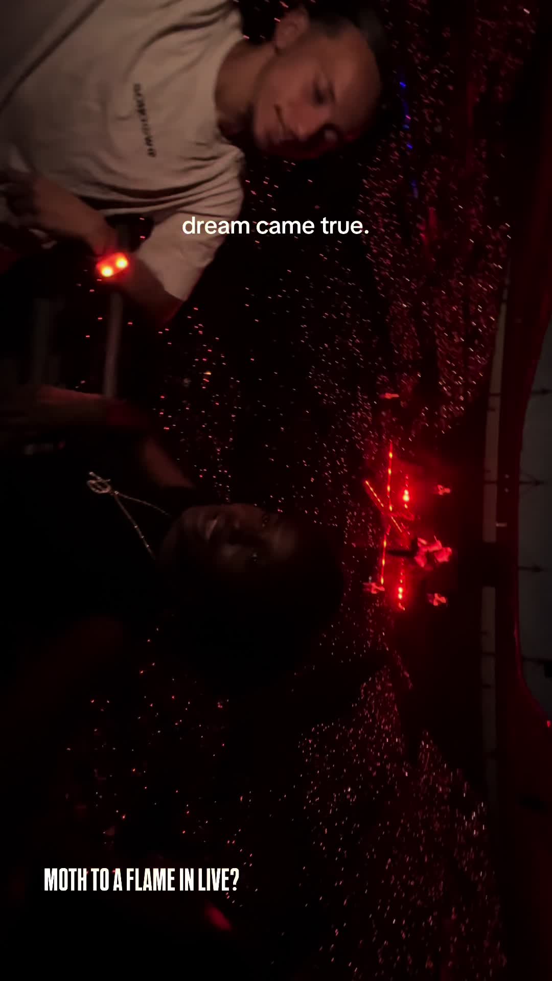 @𝐂𝐀𝐌É𝐋𝐈𝐀🦎