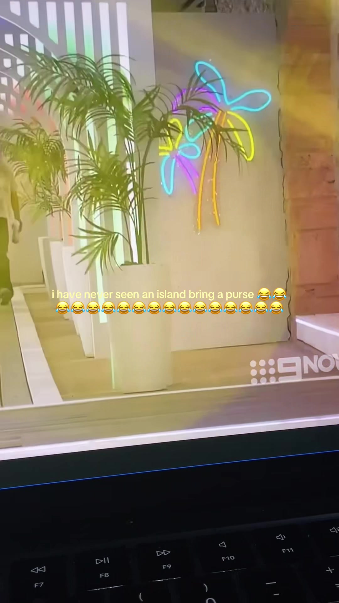 @💌🏝️
