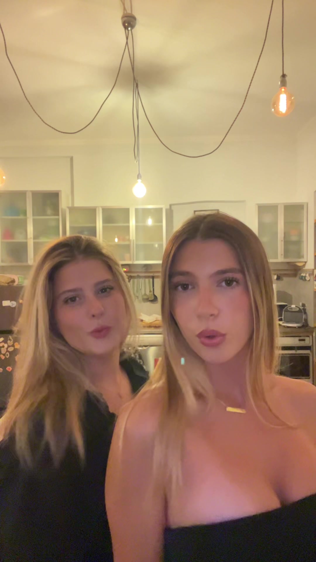 @Nina⭐️