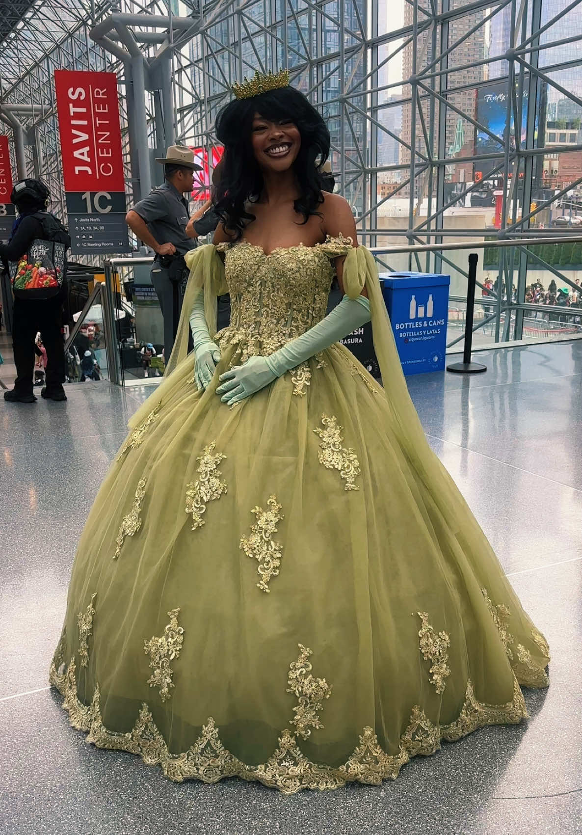 @Sparklekonplay ➡️➡️ Anime Nyc