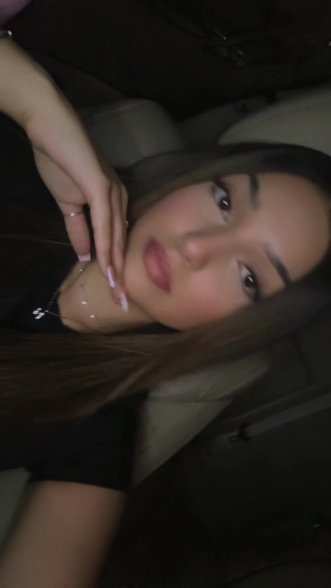 @Nayelii<3