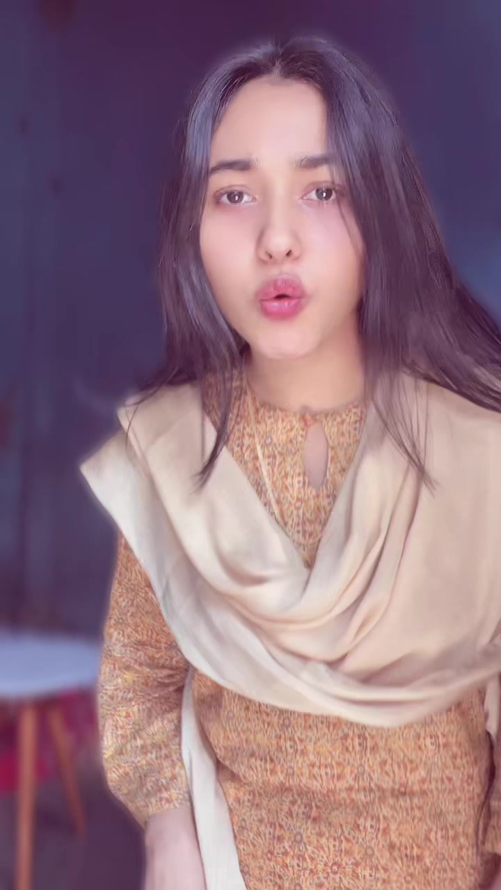 @🧿Anisha Ani💔