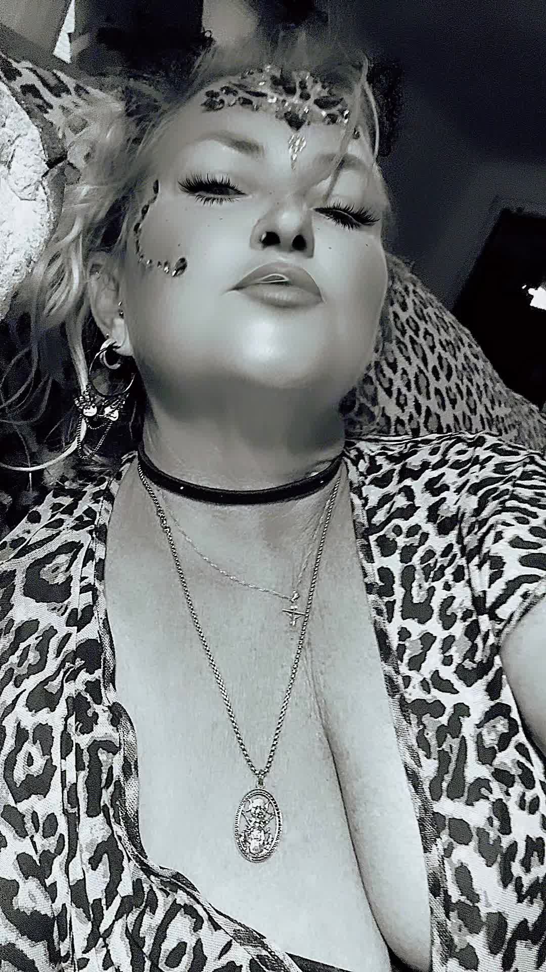 @Fire🔥🔥🔥Angel👼👼