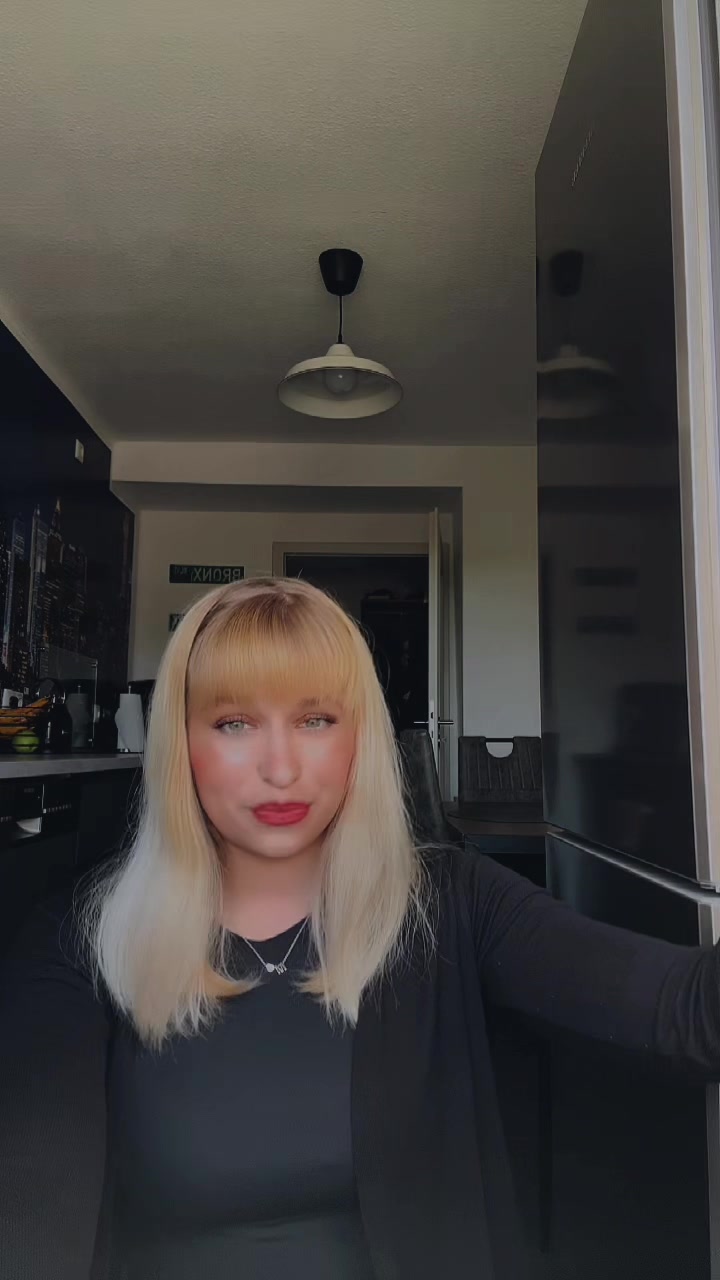 @Anna🥰