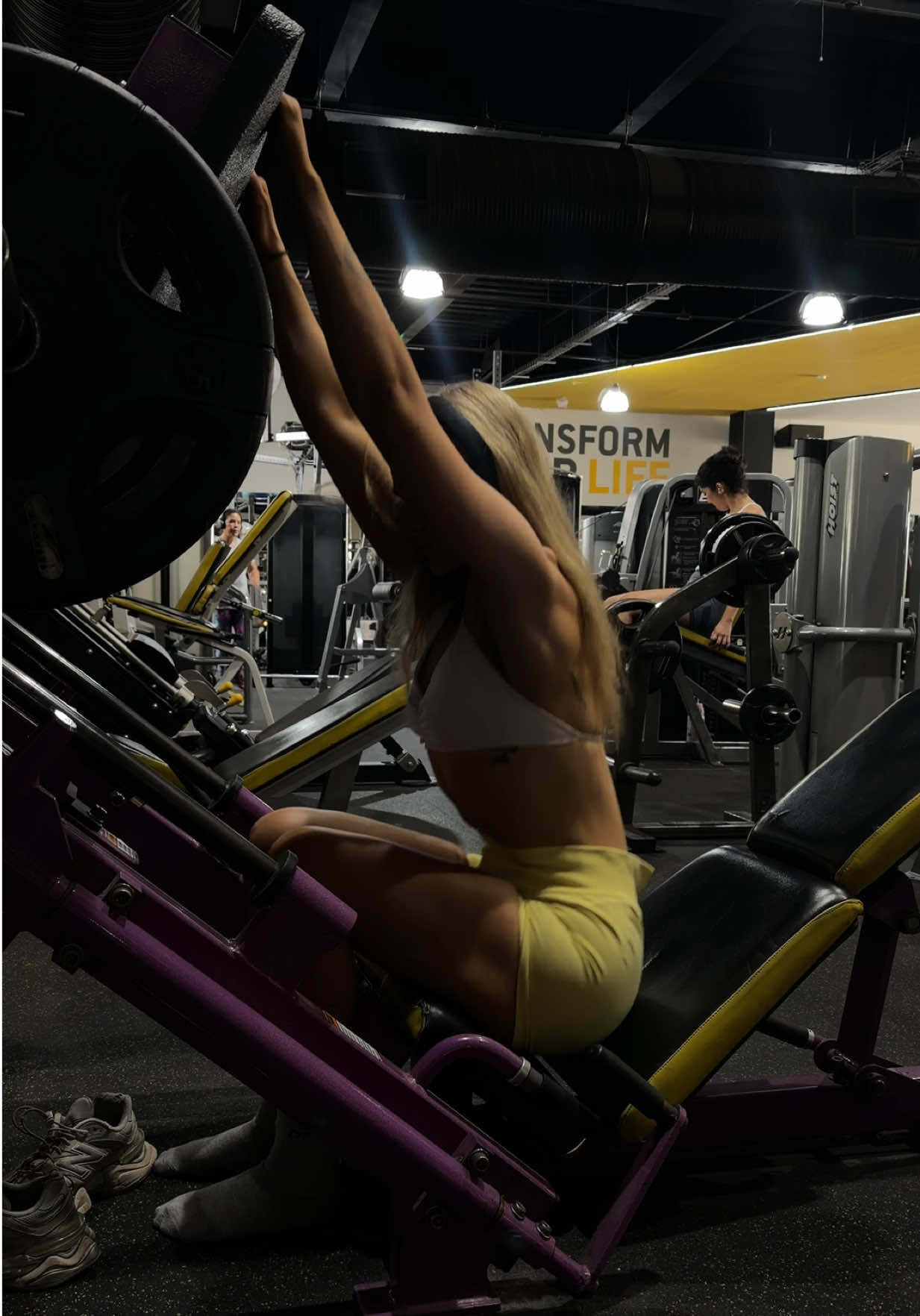 @iamangiemunoz_