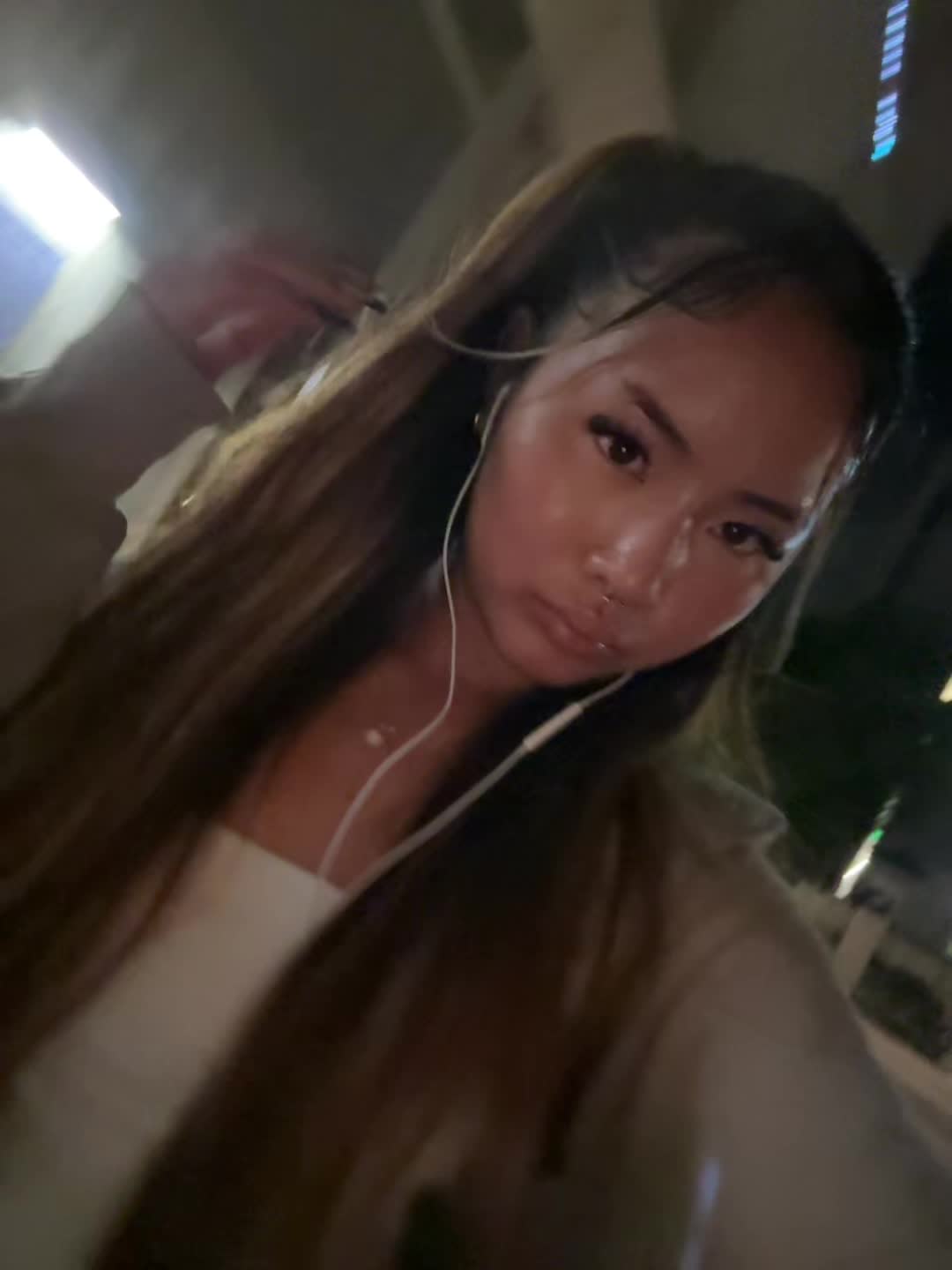 @E💸
