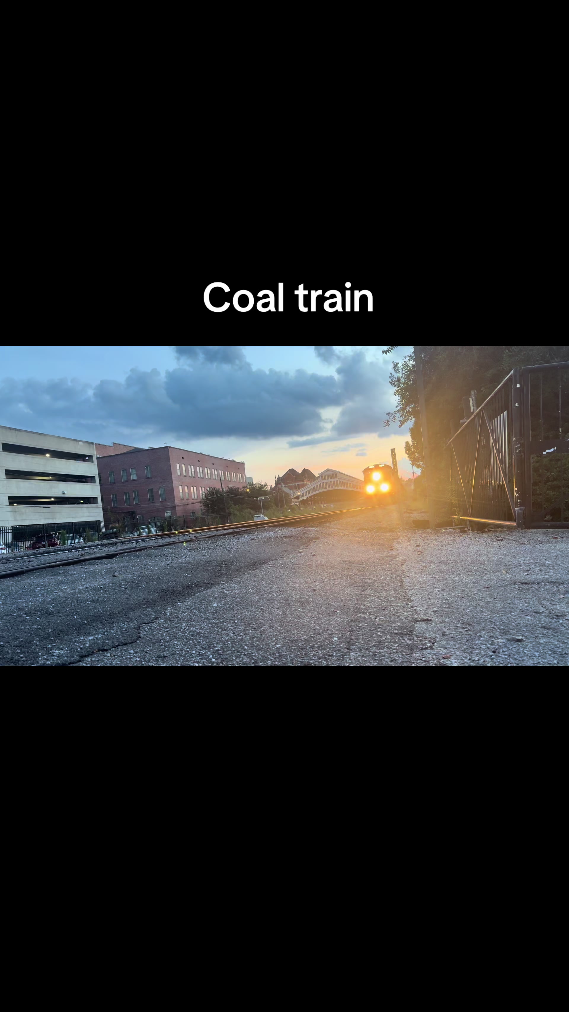 @𝐓𝐚𝐭𝐮𝐦𝐦𝐦🚂📸