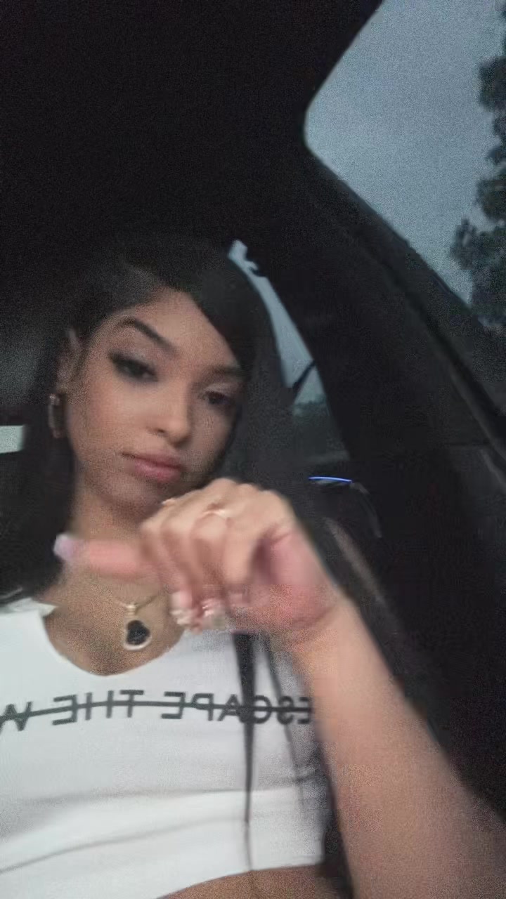 @AmyyGlo