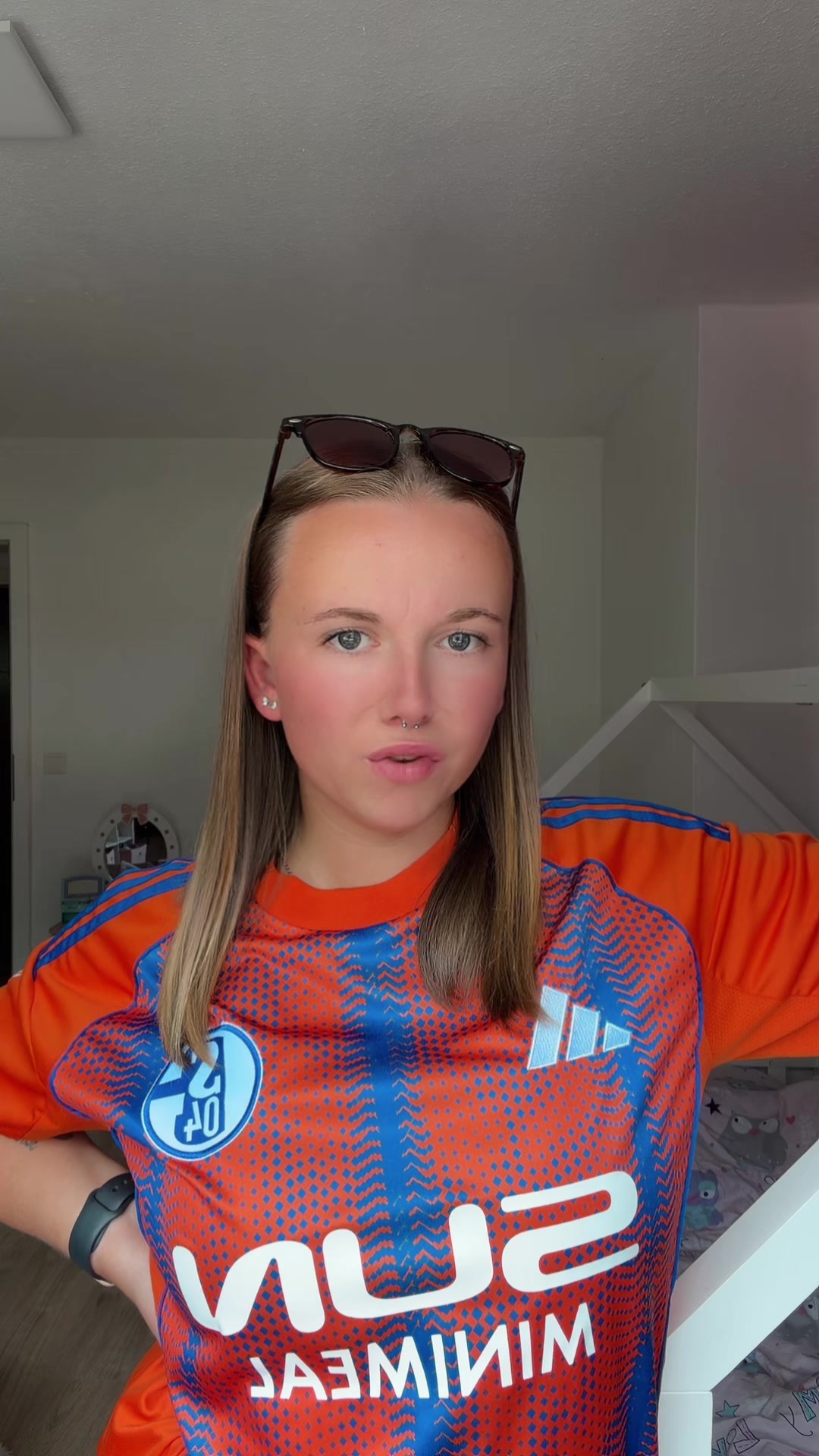 @xLeax