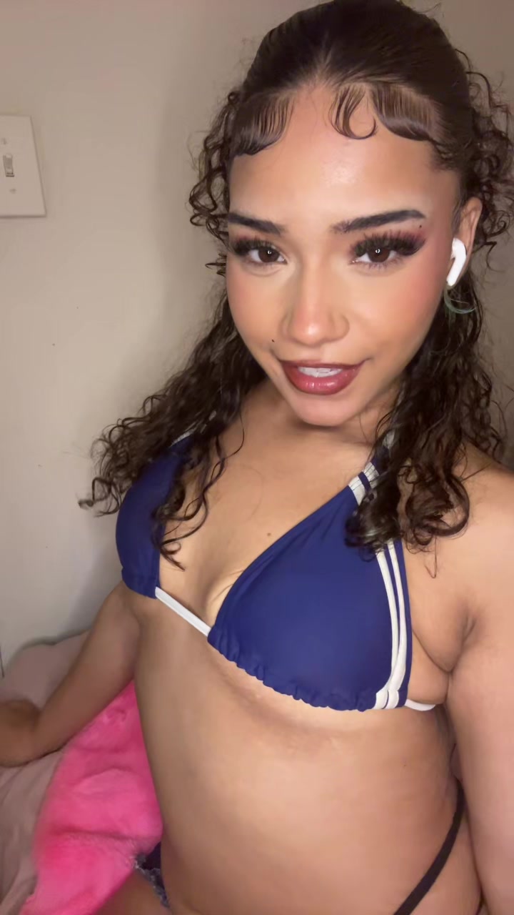 @Jazlene🌟