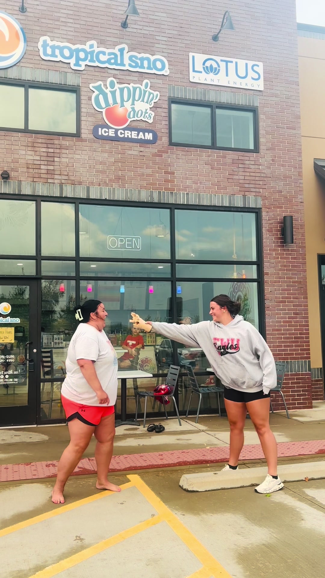 @Tropical Sno Edwardsville