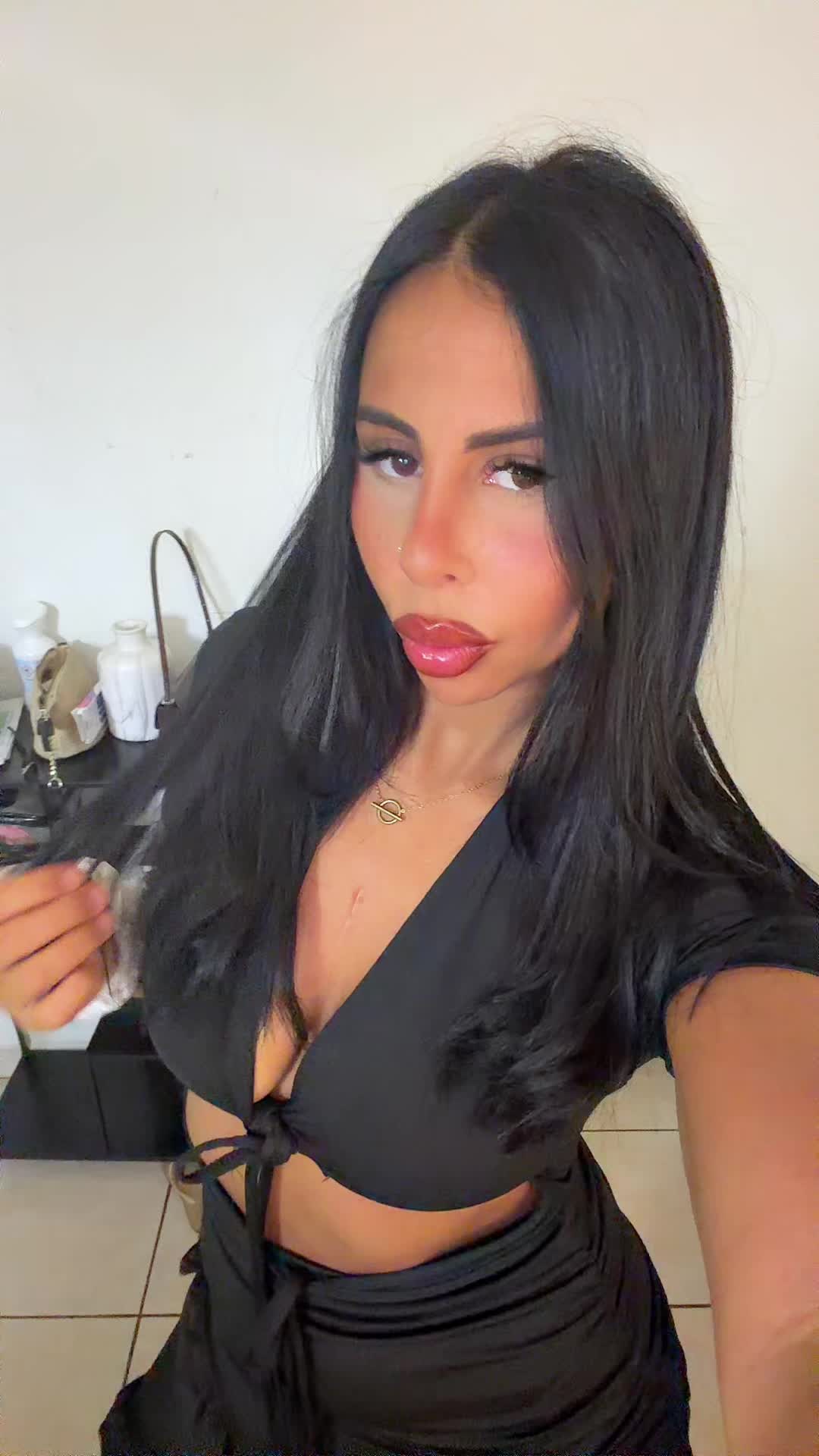 @Bella.dh