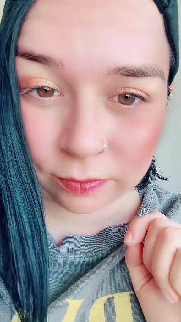 @charis.elizabeth