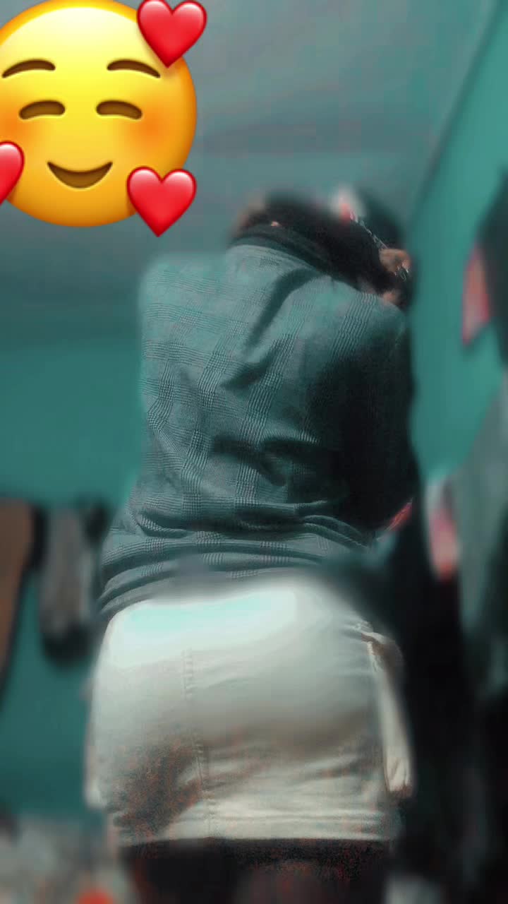 @Vivi_hervira@