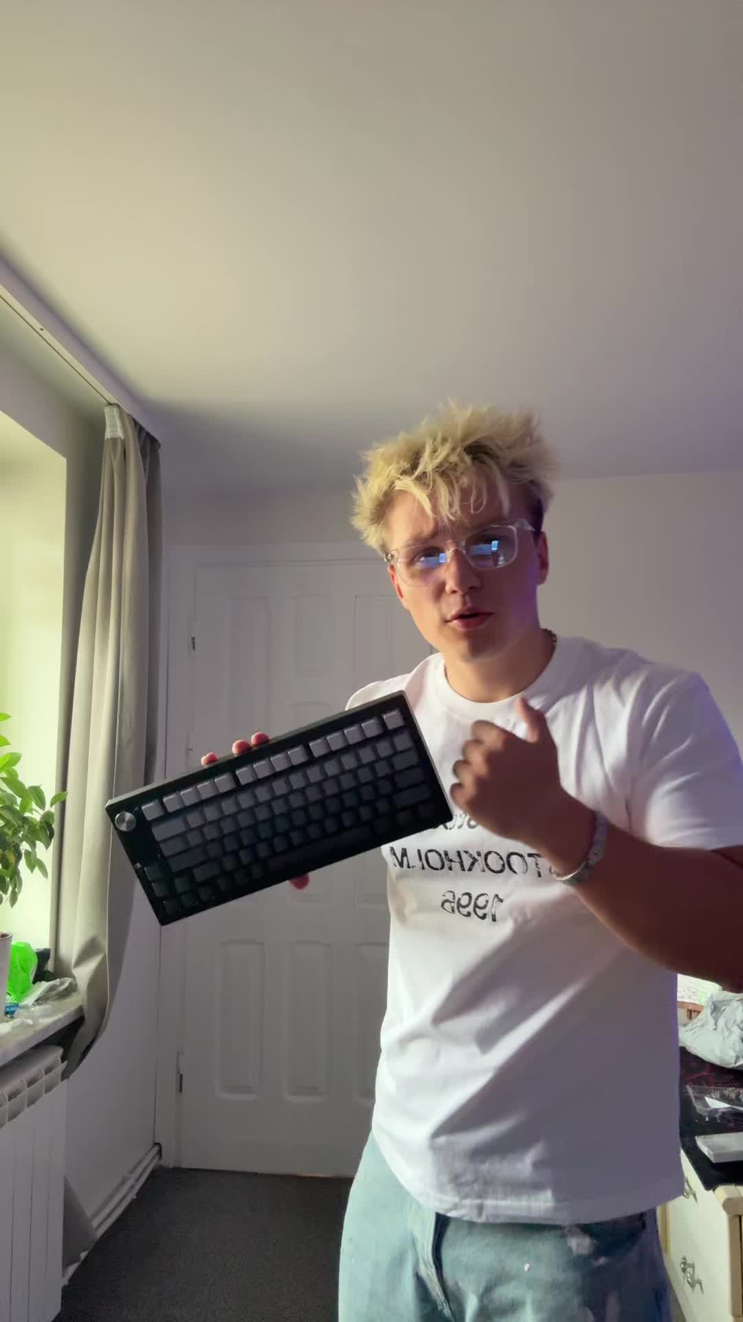 @Bolą