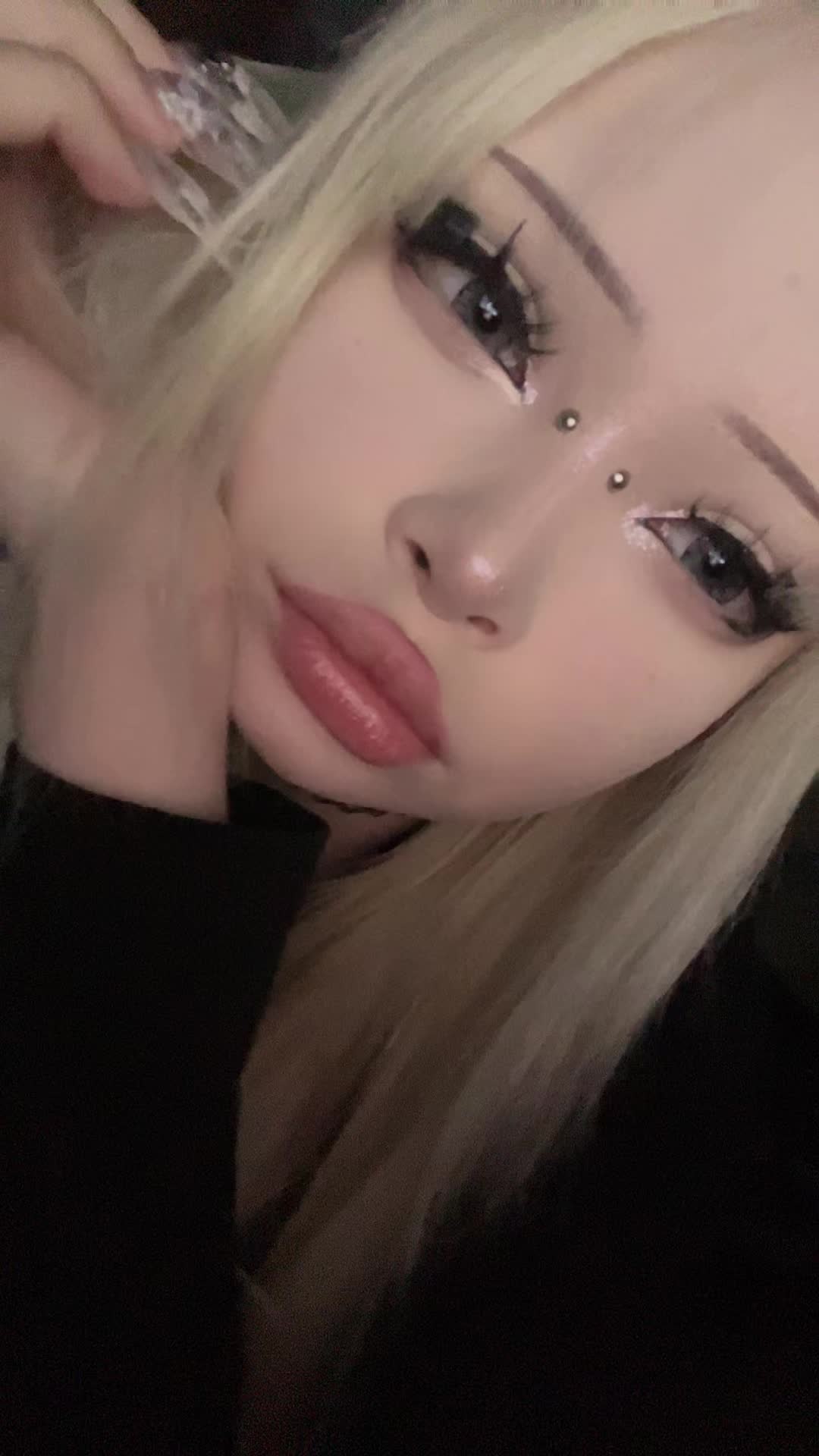@корти^