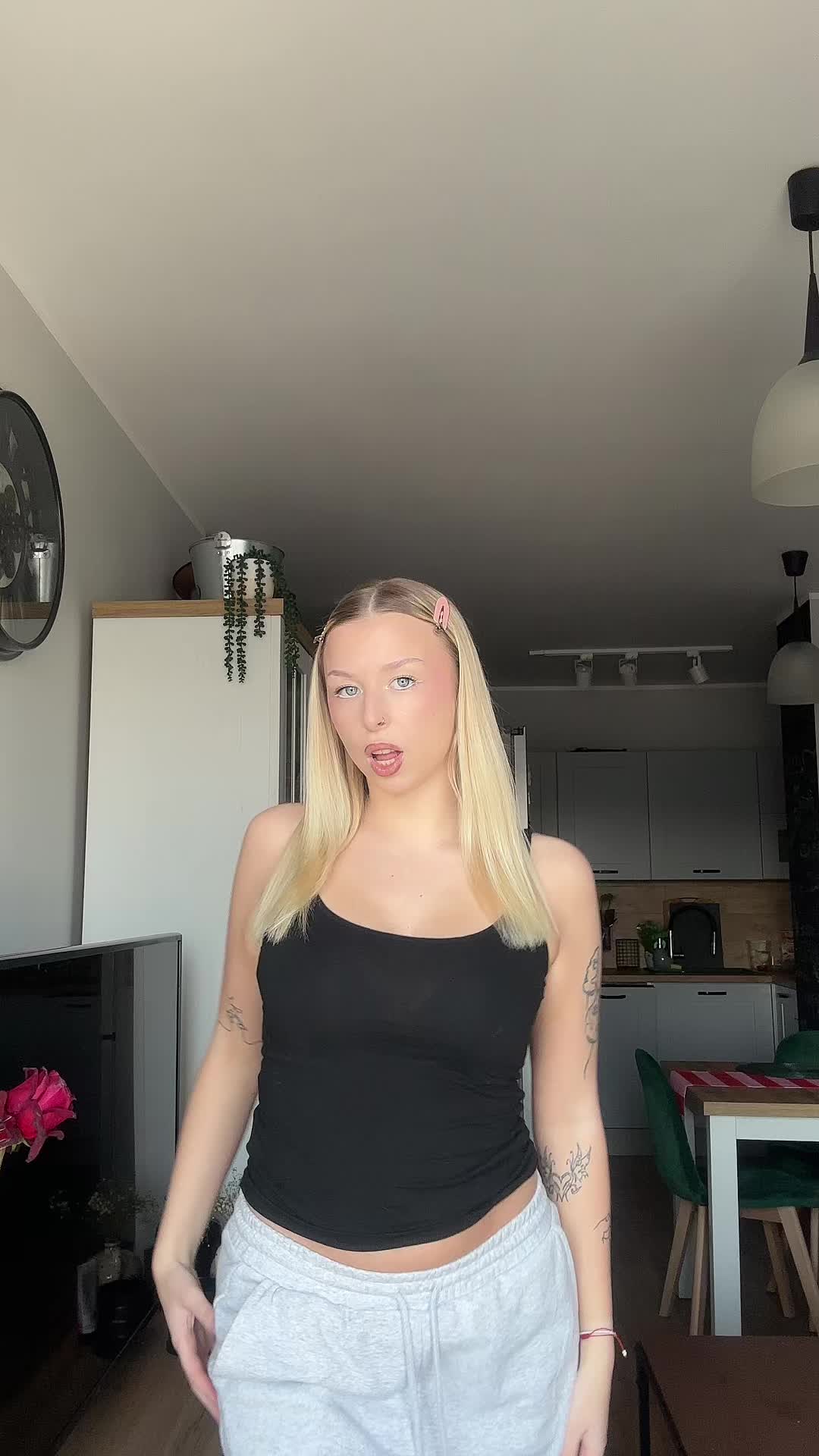 @JulkaKG