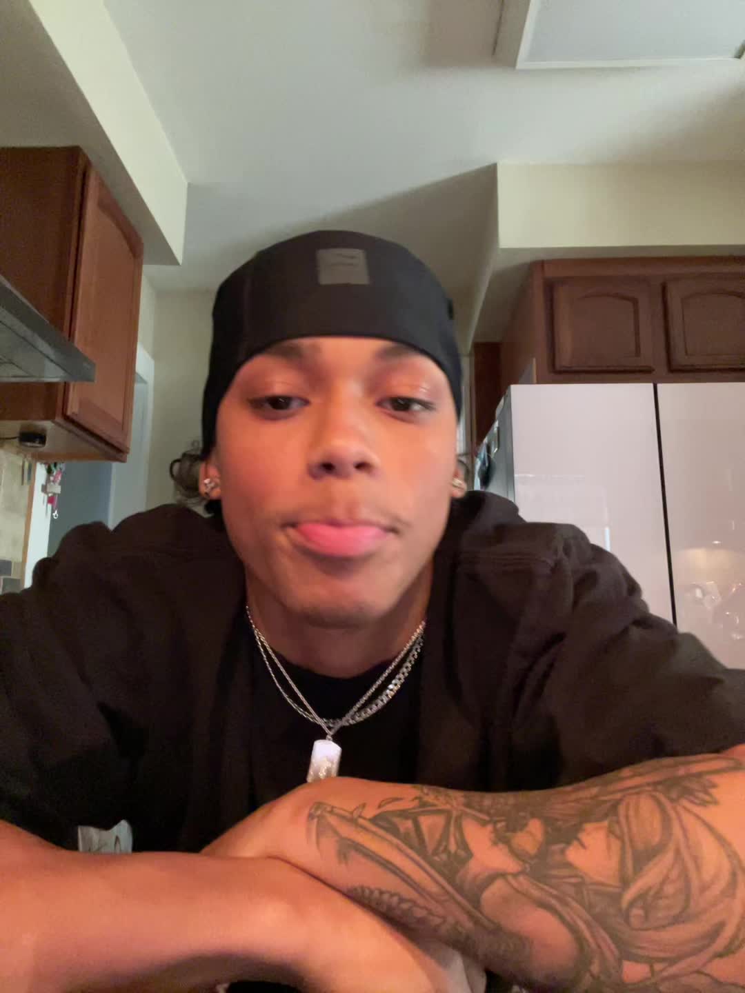 @just_yariel