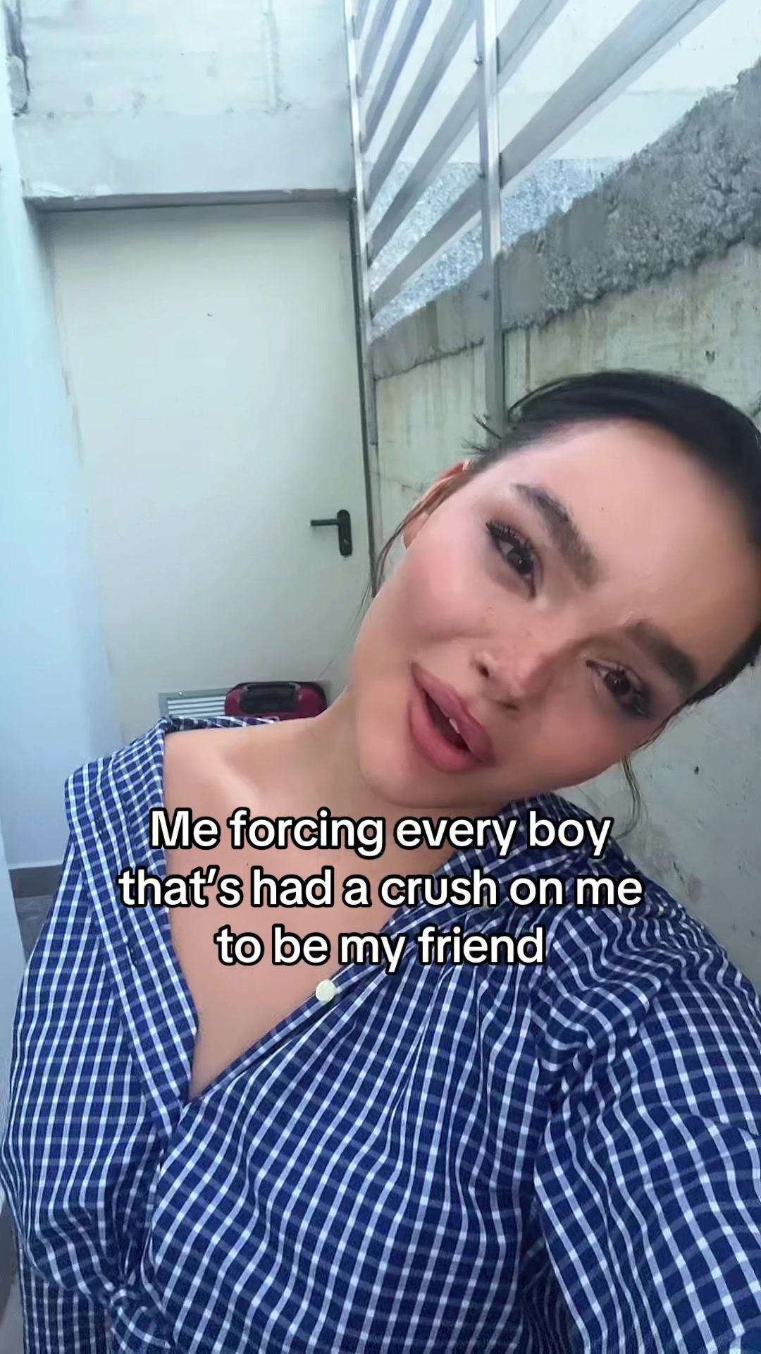 @Lara โก