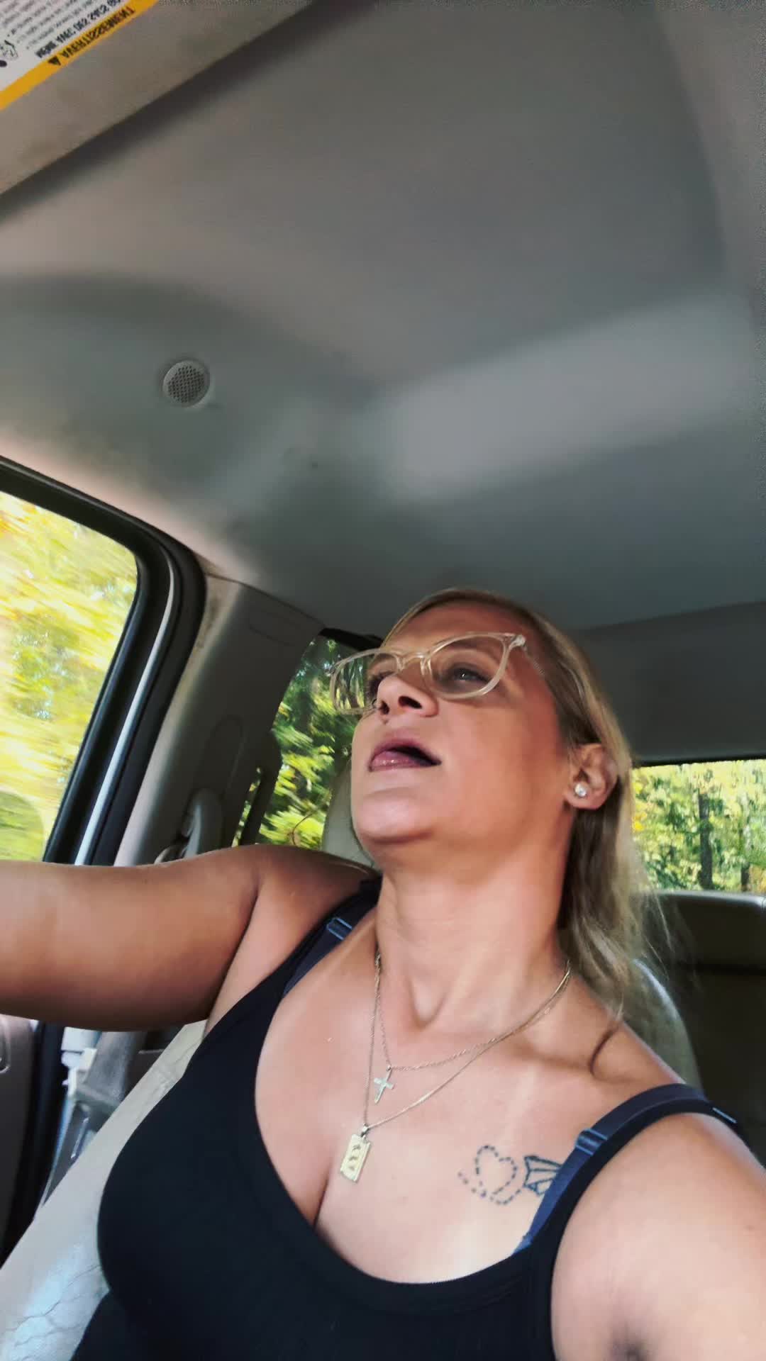 @Breezybrittney