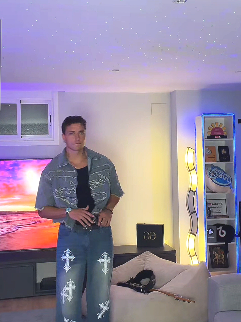 @EdithAu🧟&zwj;♂️🐊
