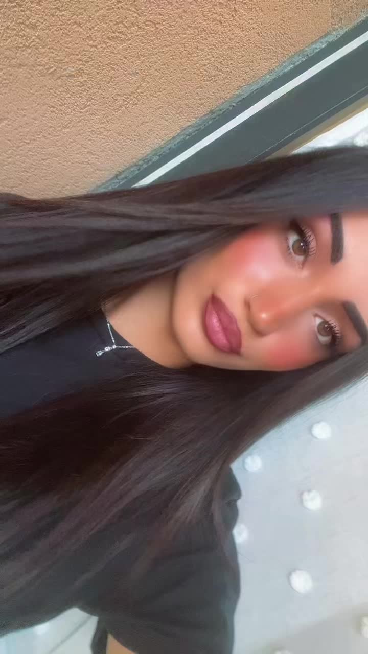 @𝐿𝒾𝓃𝒹𝒶👑