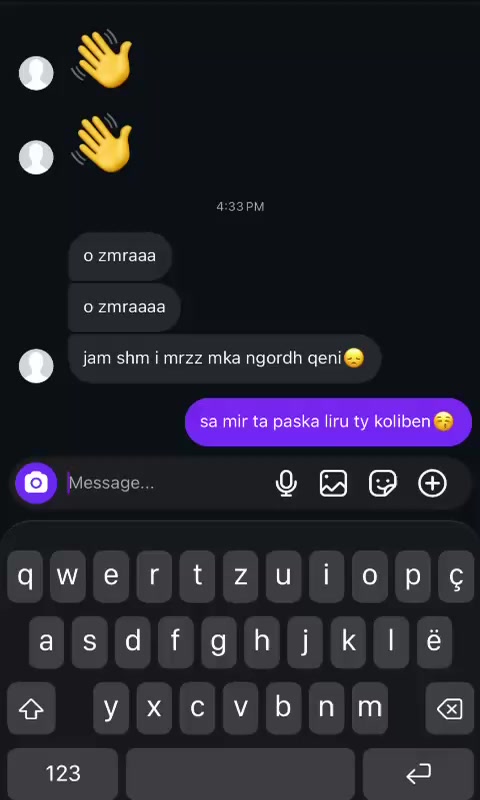 @⃟