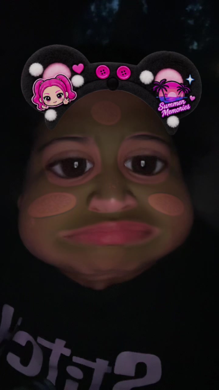 @𝓒𝓪𝓻𝓸𝓵𝓲𝓷𝓮