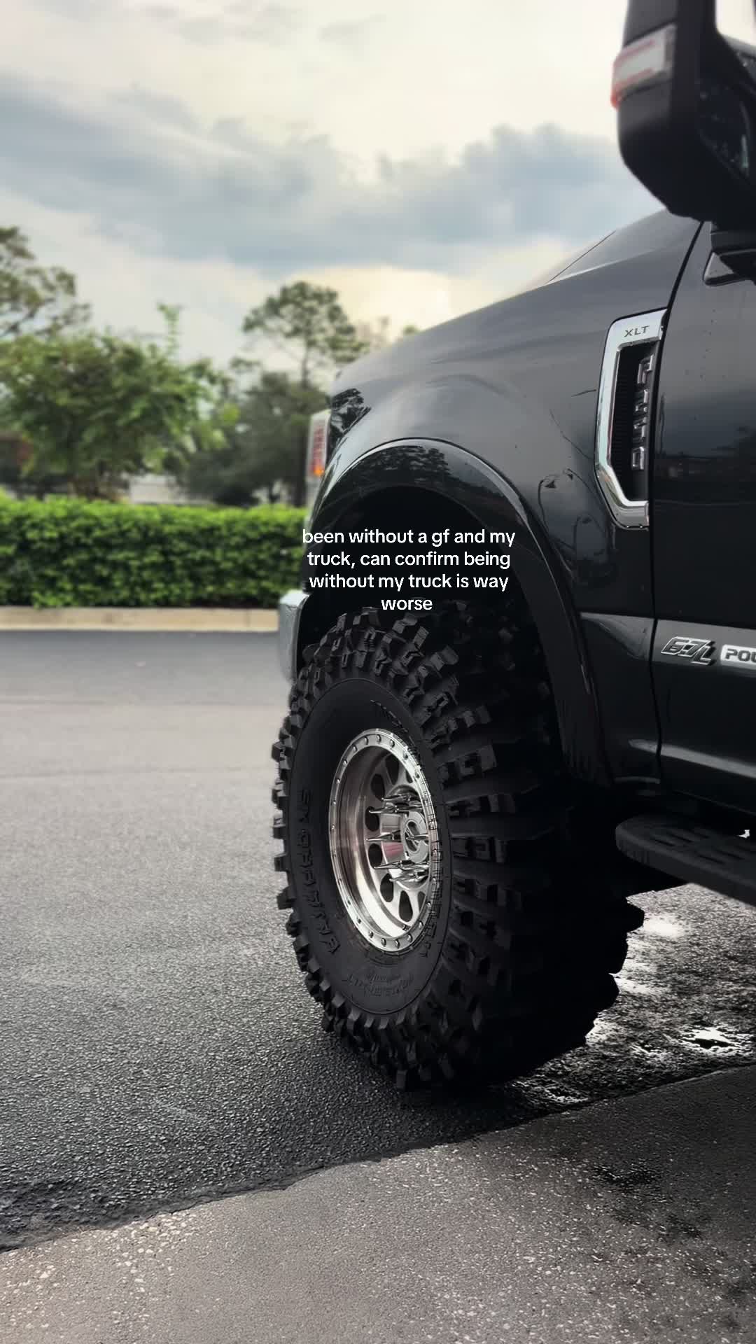 @️
