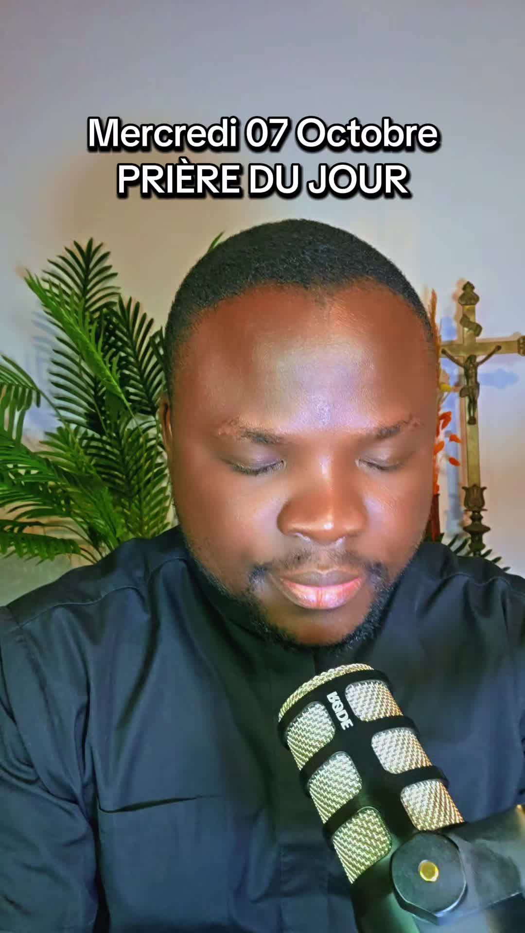 @Padre Précieux 🇨🇵🇻🇦