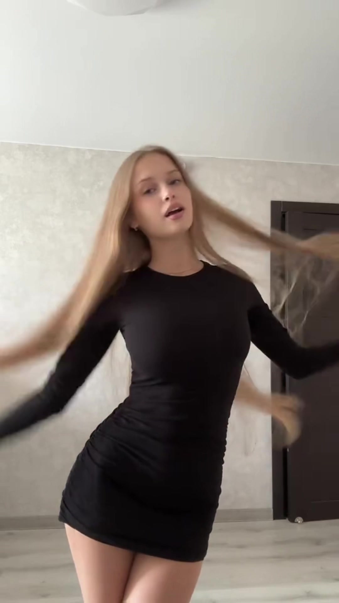 @Амина🇺🇦🇦🇿
