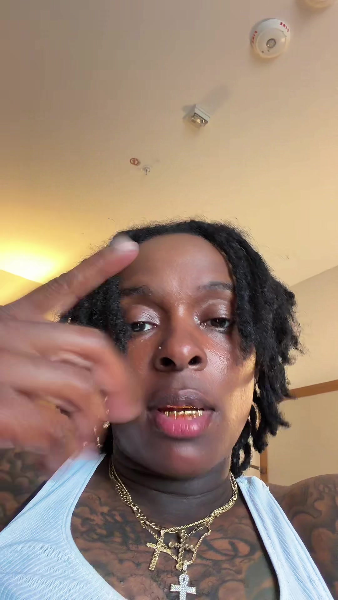 @DeFromTheSipp