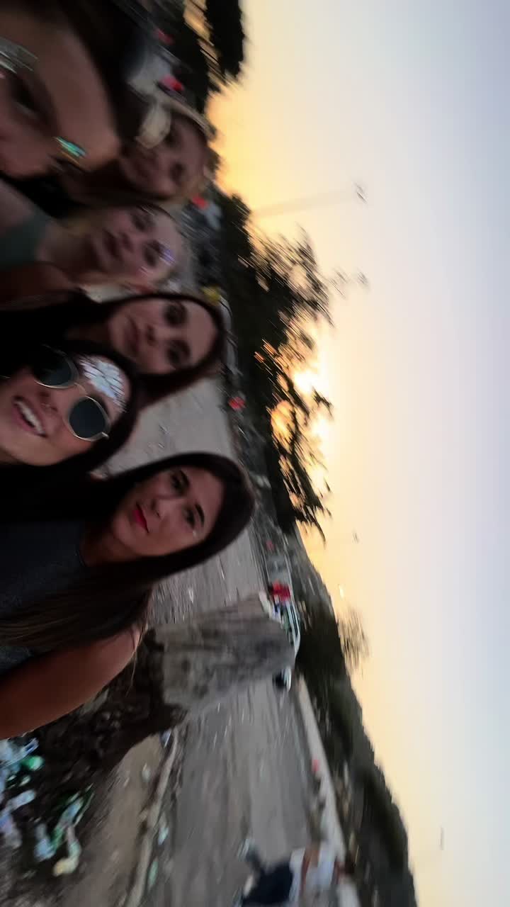 @Asia Avanzi