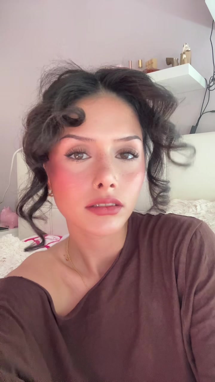 @Kiana